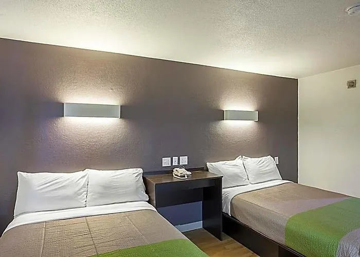 6 Worth, Tx - Meacham Motel Fort Worth